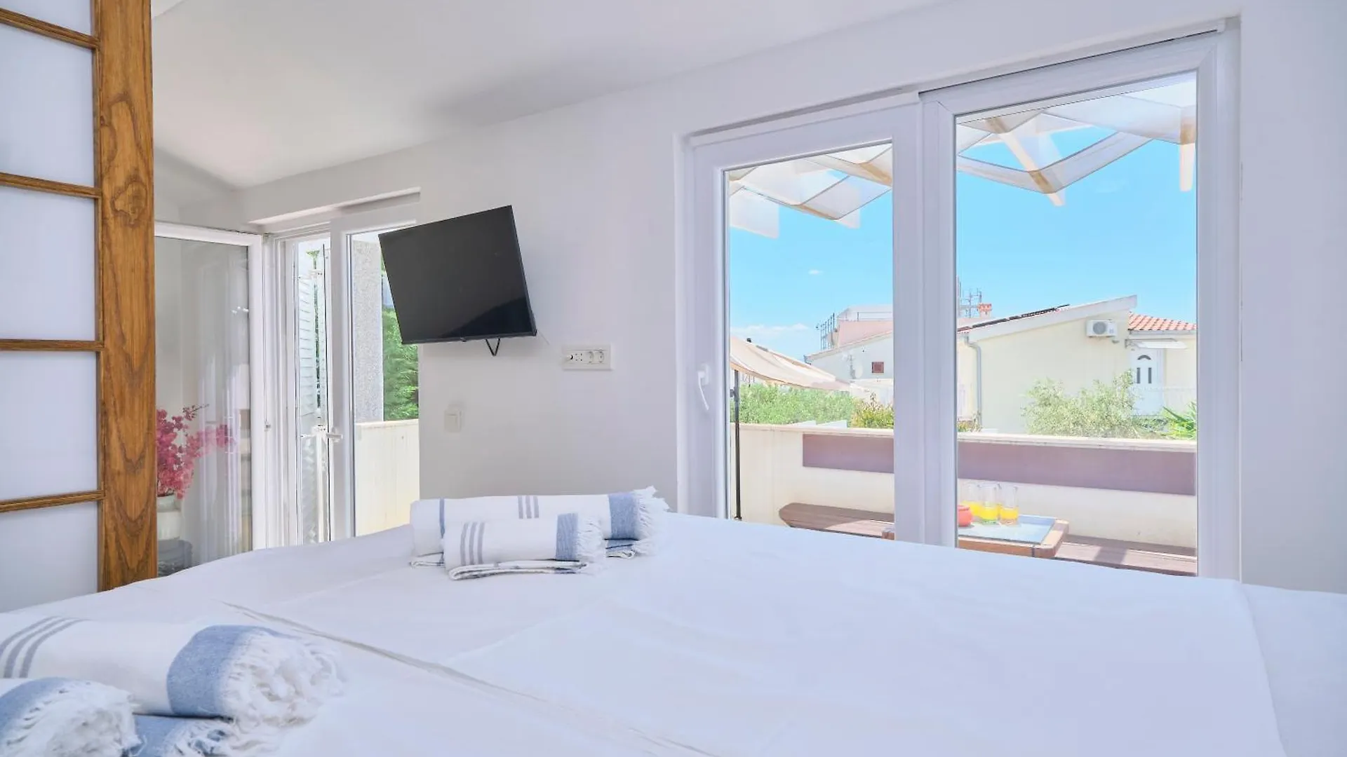 Sunshine Suites By Litto تروغير شقة
