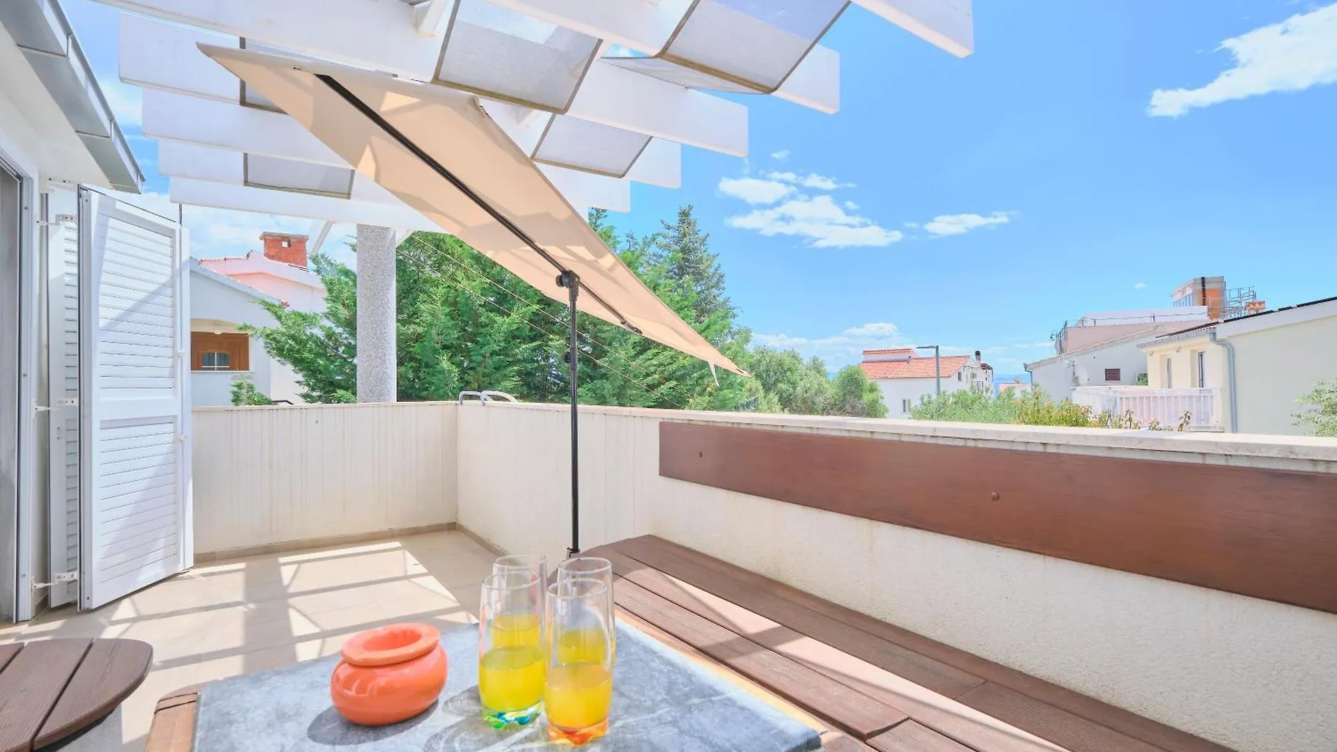 Sunshine Suites By Litto تروغير